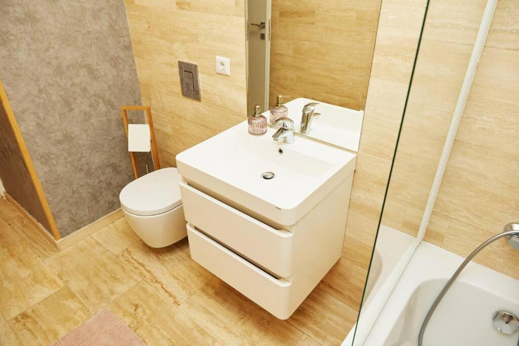Vernescu Luxury Residence 2 ブカレスト エクステリア 写真